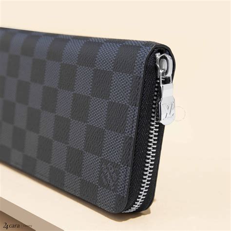 zippy wallet damier